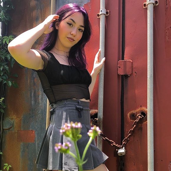 Meet your Posher, Lily - Picture 3 of 3